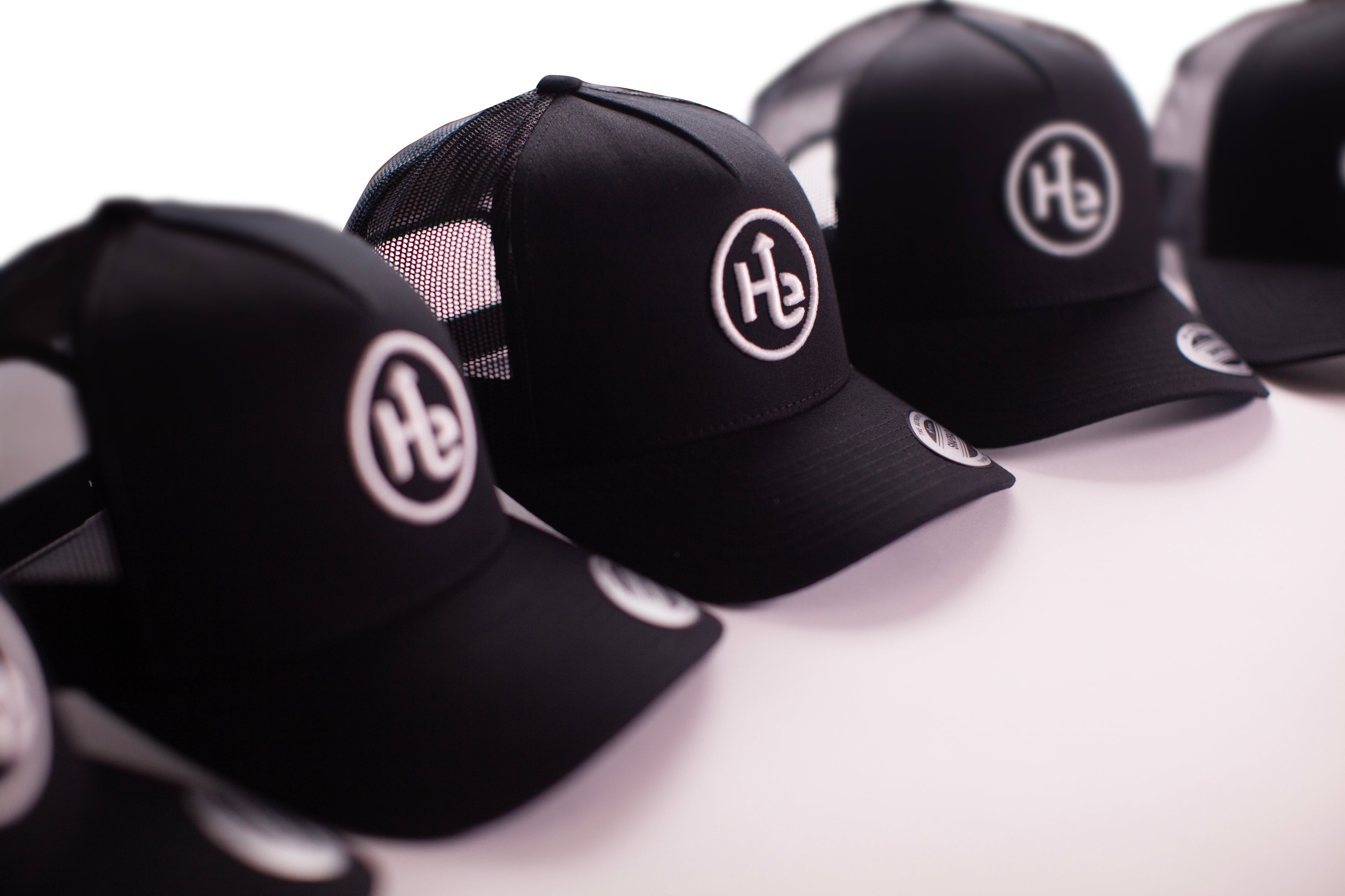 Snapback Hat - 3D Circle Icon